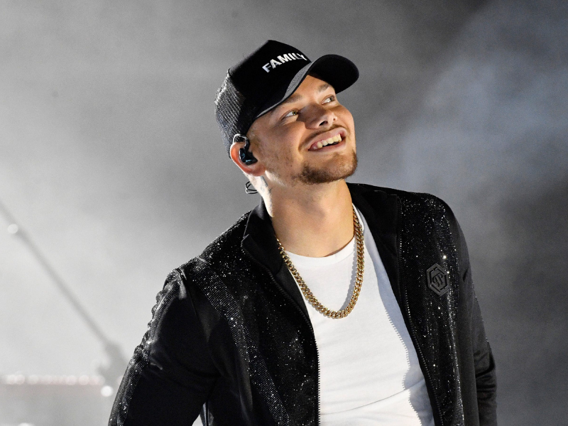 Kane Brown, Walker Hayes & RaeLynn Tickets 3rd June Bank of NH Pavilion