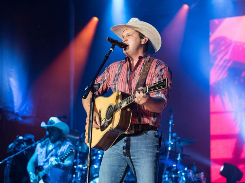 Jon Pardi, Lainey Wilson & Hailey Whitters at Bank of NH Pavilion